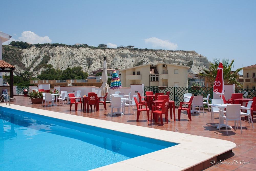 Hotel Puntamajata Realmonte Exteriér fotografie