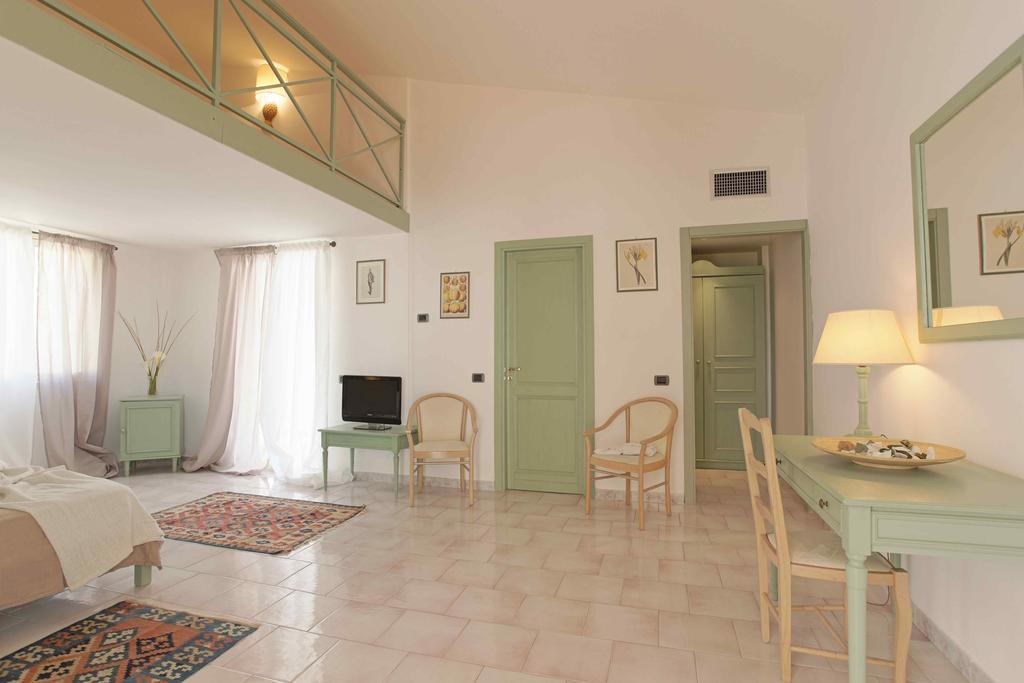 Hotel Puntamajata Realmonte Pokoj fotografie