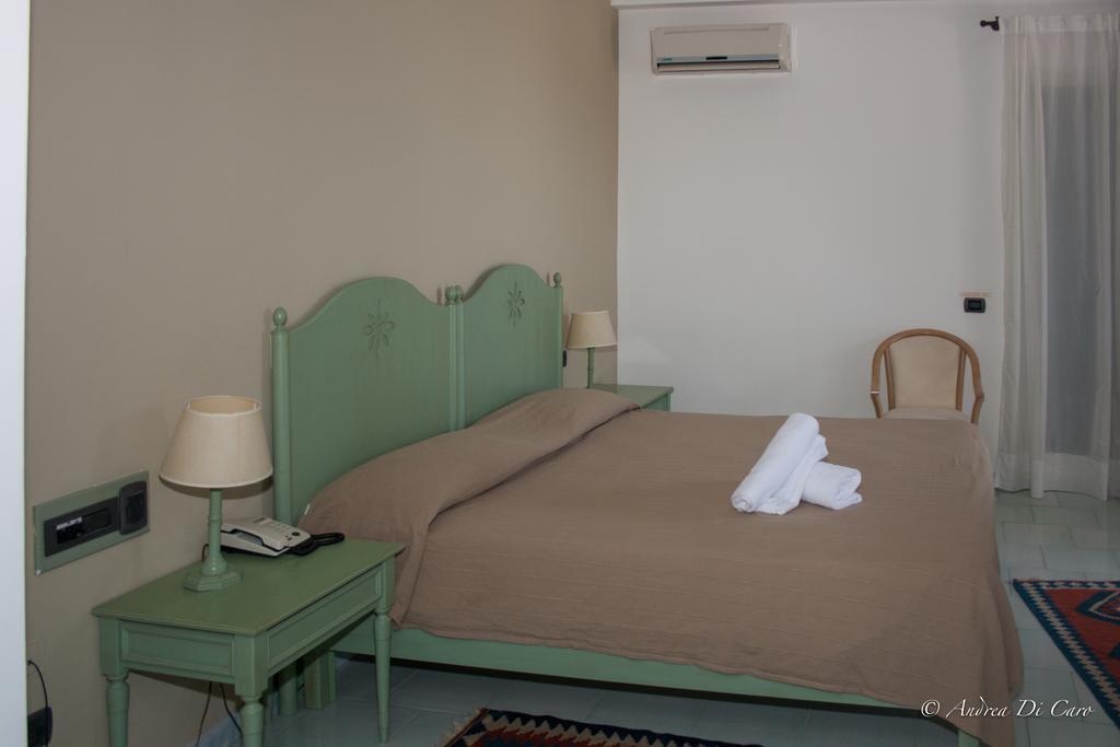 Hotel Puntamajata Realmonte Pokoj fotografie